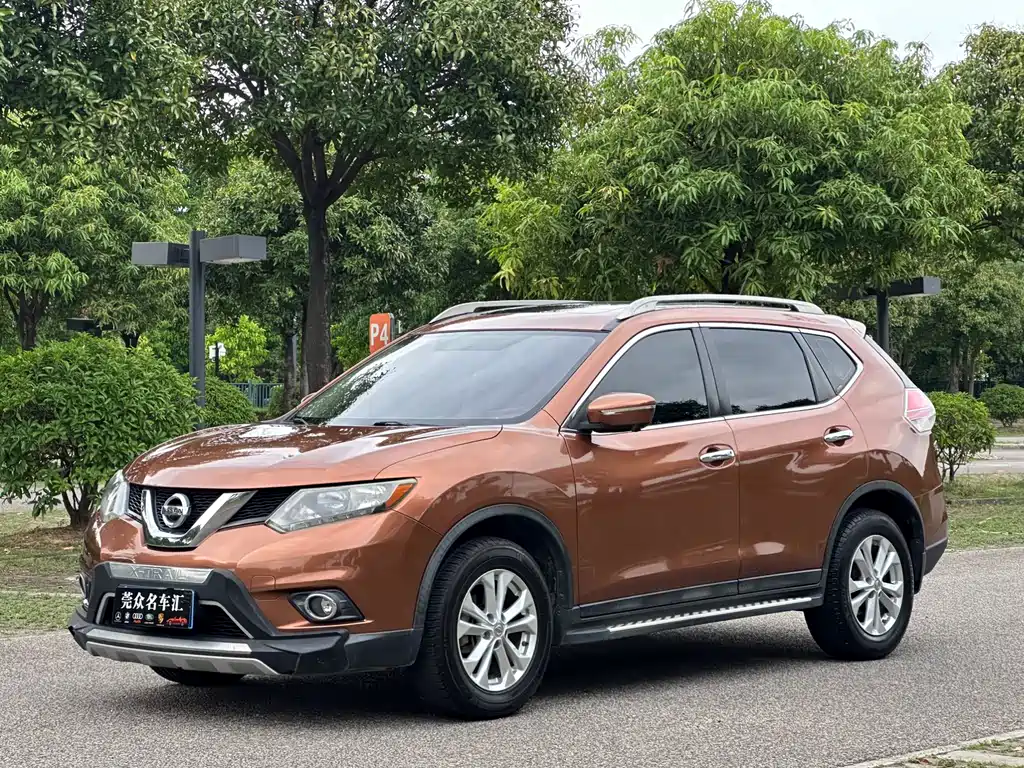 Nissan X-Trail 2015 — фото 1