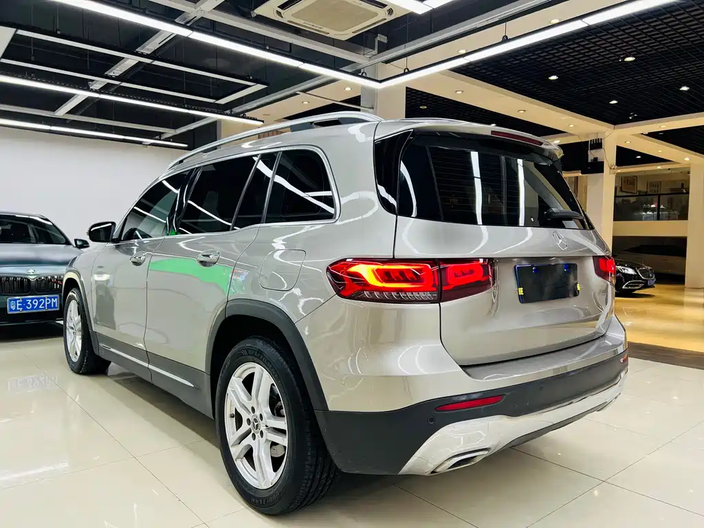 Mercedes-Benz GLB 2022 — фото 16