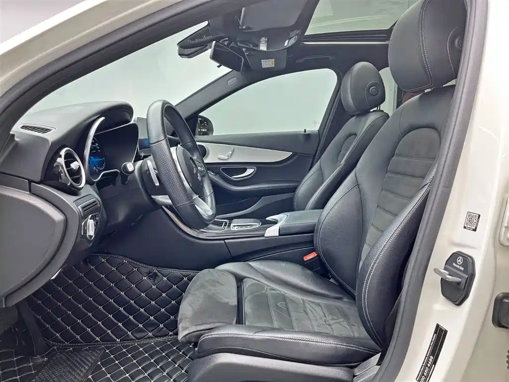 Mercedes-Benz C-Class 2020 — фото 14
