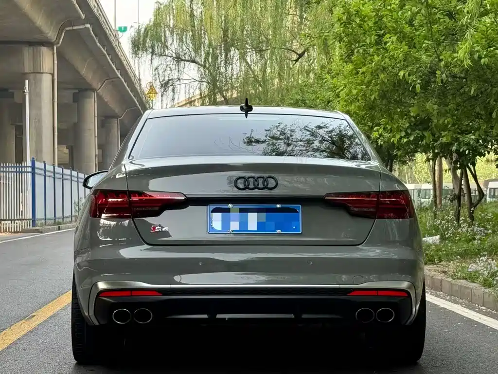 Audi S4 2021 — фото 16