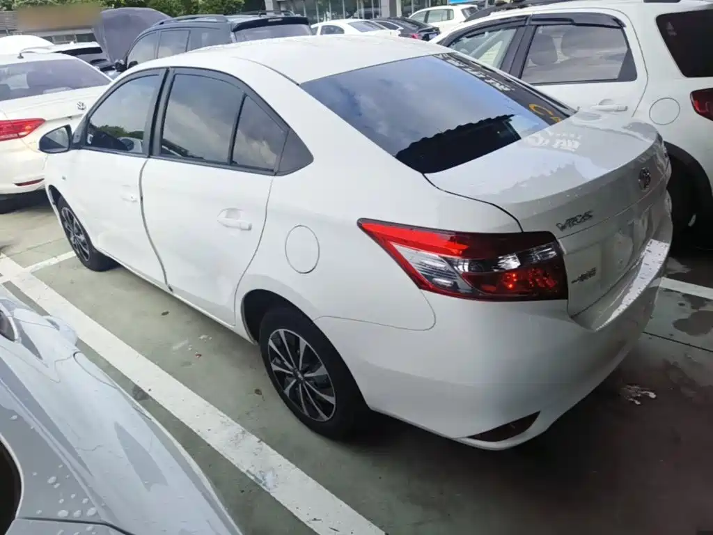 Toyota Vios 2015