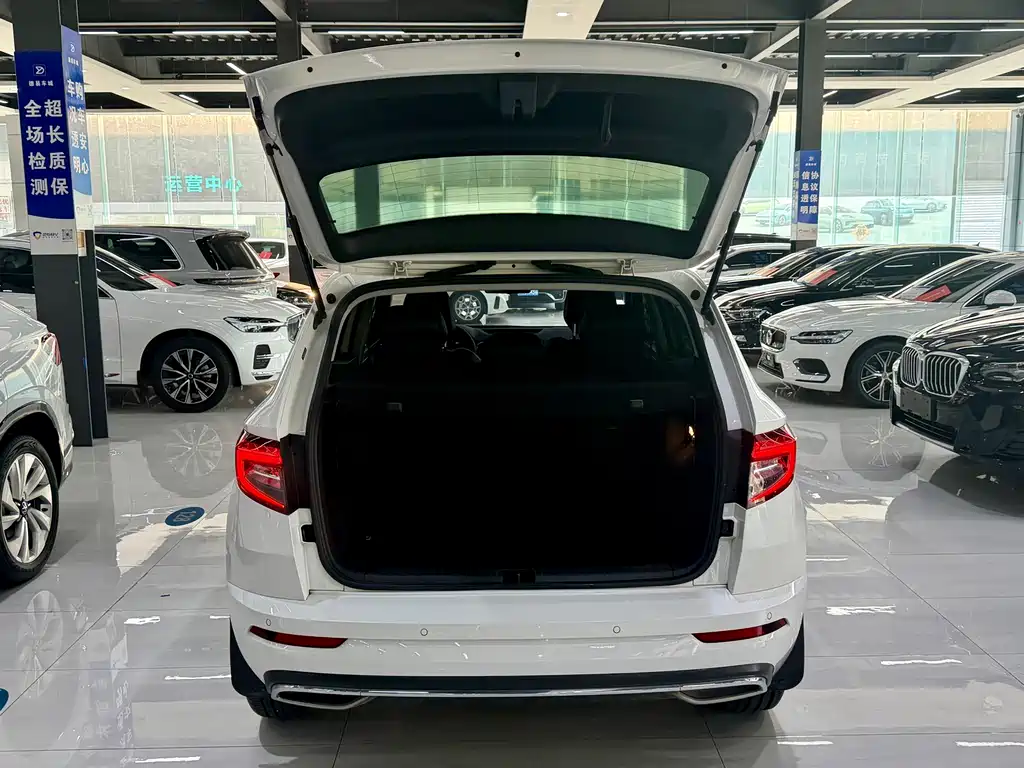 Skoda Karoq 2023 — фото 15