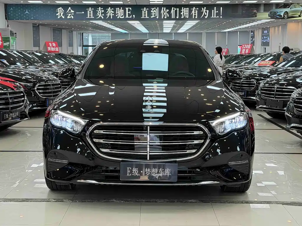 Mercedes-Benz E-Class 2025