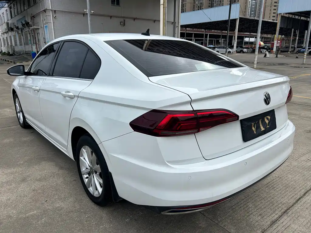 Volkswagen Bora 2021