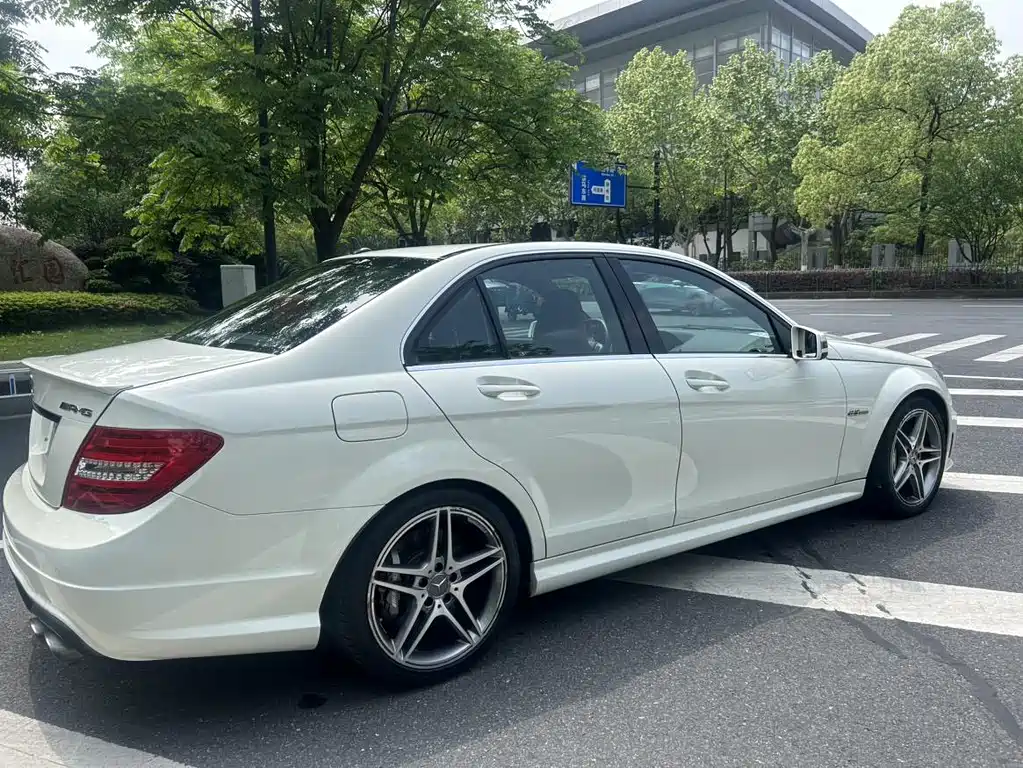 Mercedes-Benz C-Class AMG 2012 — фото 2