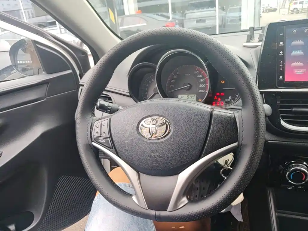 Toyota Vios FS 2022 — фото 17