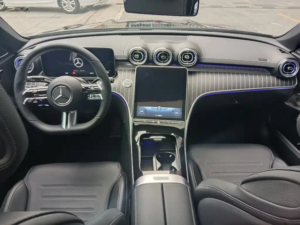 Mercedes-Benz C-Class 2022 — фото 11