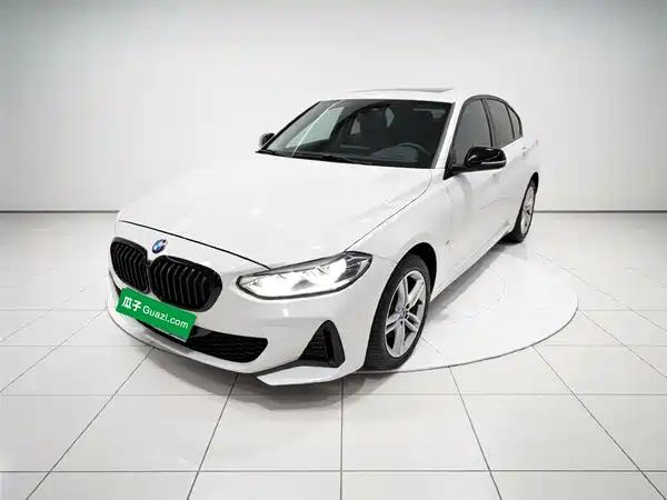 BMW 1 Series 2021