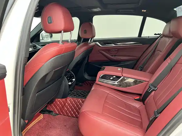BMW 5 Series 2019