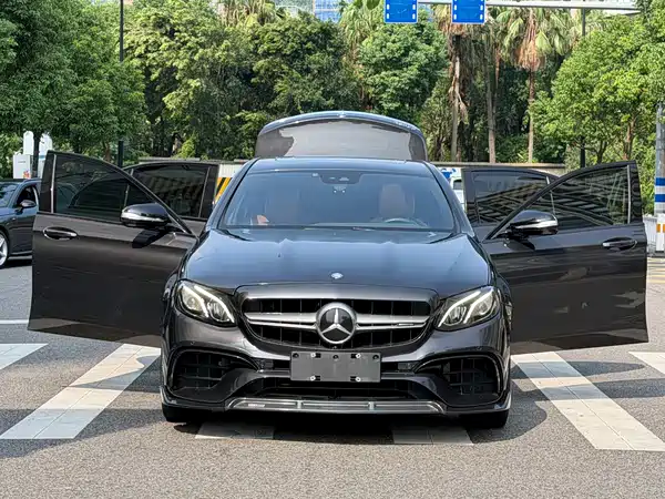Mercedes-Benz E-Class 2018
