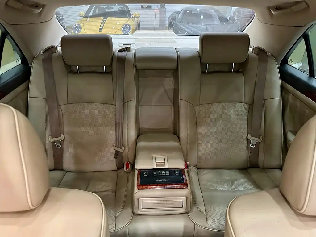 Toyota Crown 2007 — фото 12