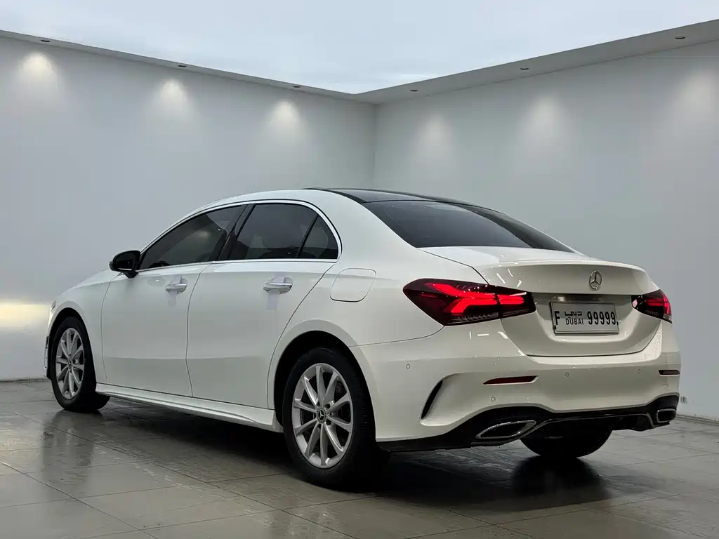 Mercedes-Benz A-Class 2020 — фото 7