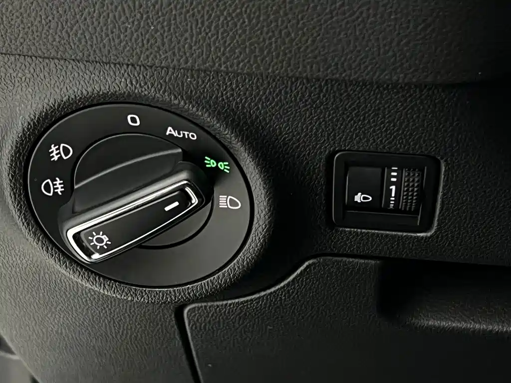 Skoda Karoq 2023 — фото 14