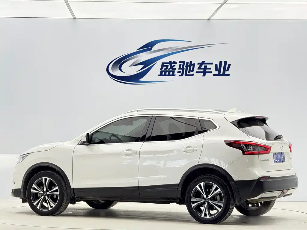 Nissan Qashqai 2022 — фото 4