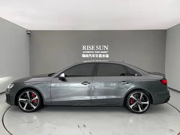 Audi A4L 2022