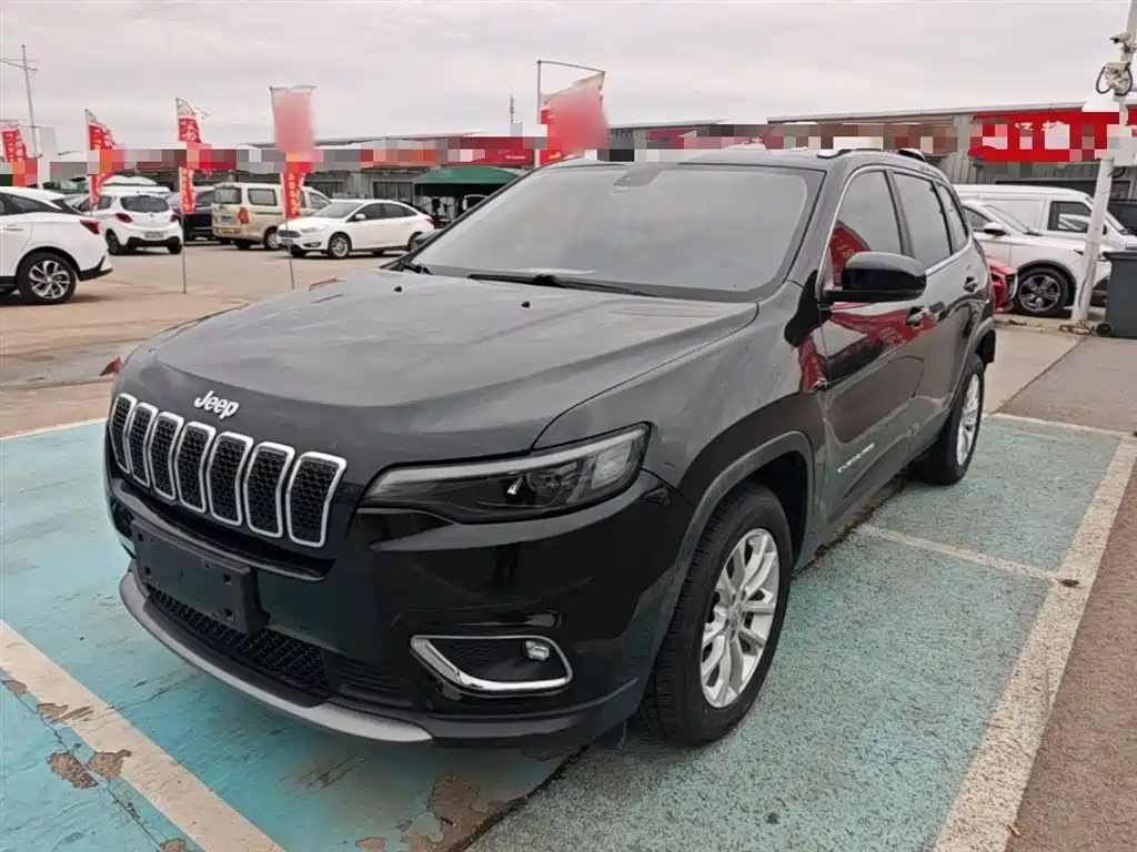 Jeep Cherokee 2019 — фото 1