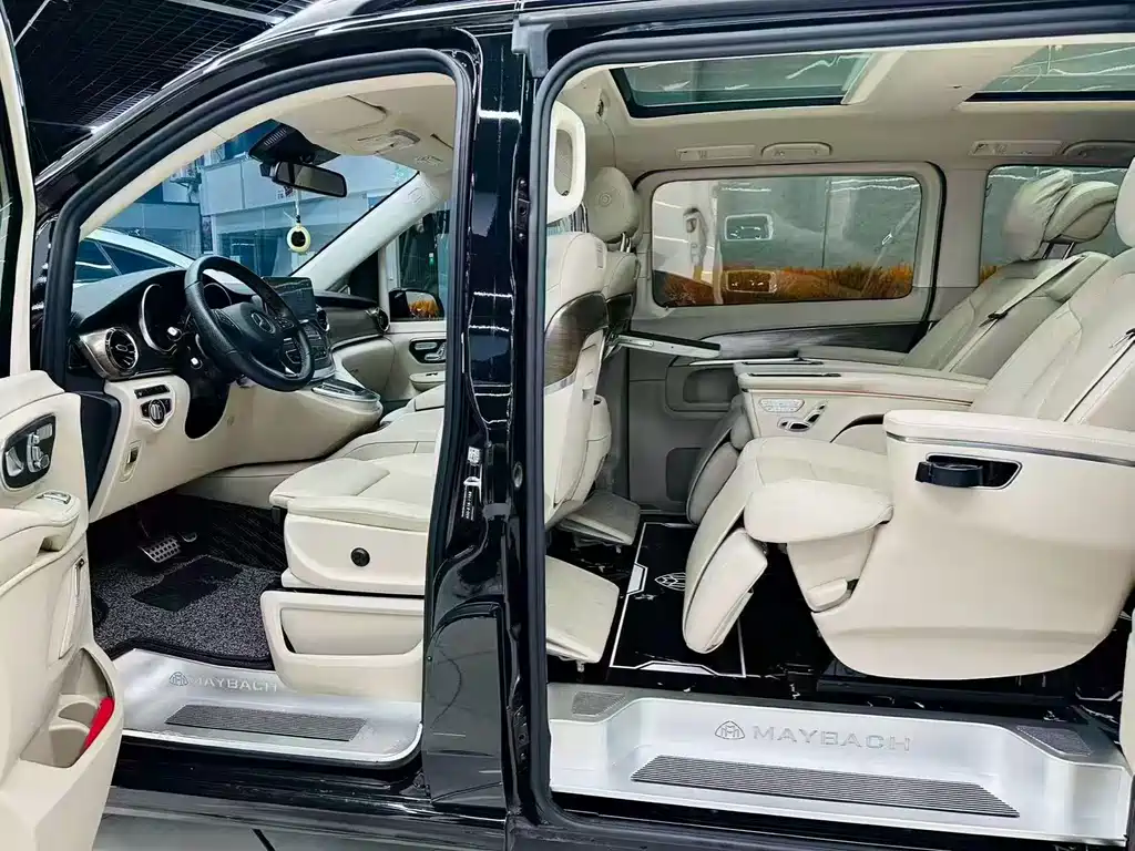 Mercedes-Benz V-Class 2023