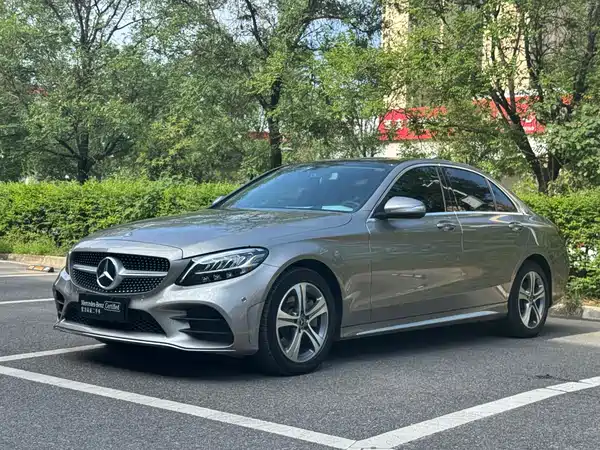 Mercedes-Benz C-Class 2019