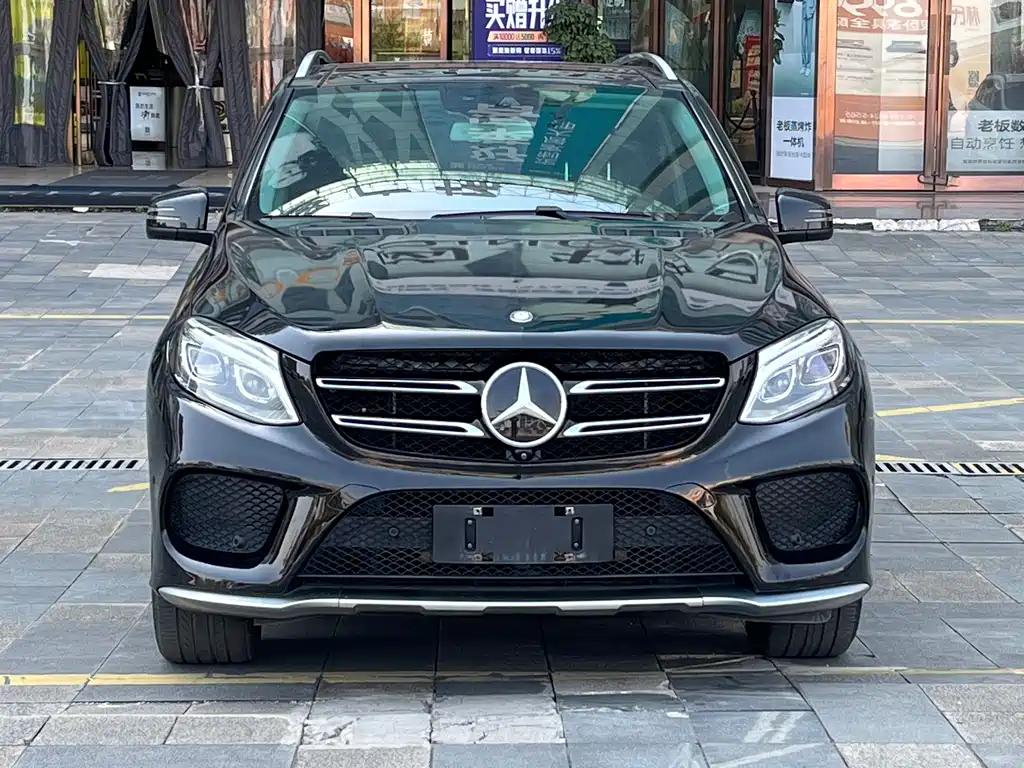 Mercedes-Benz GLE 2016 — фото 2