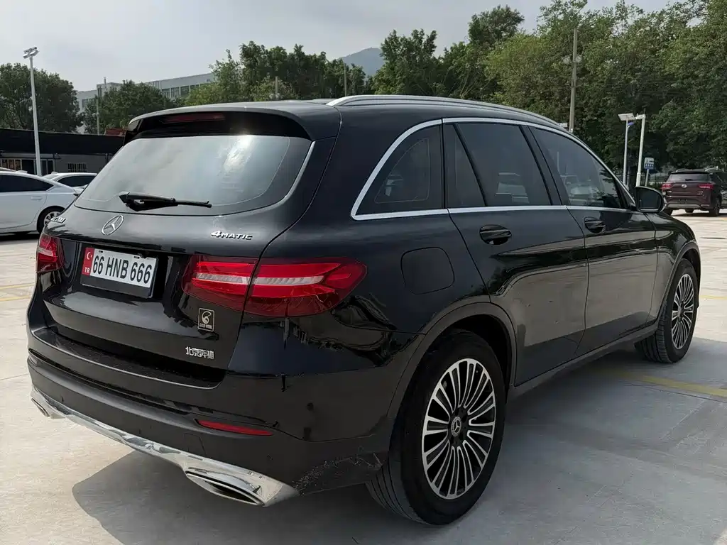 Mercedes-Benz GLC 2018 — фото 7