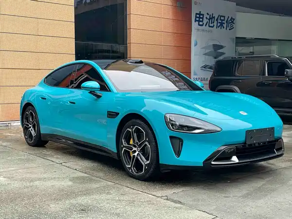 Xiaomi SU7 2024