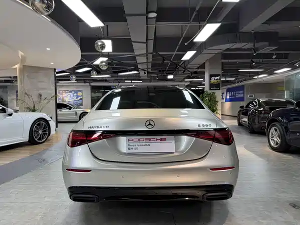 Mercedes-Benz Maybach S-Class 2024