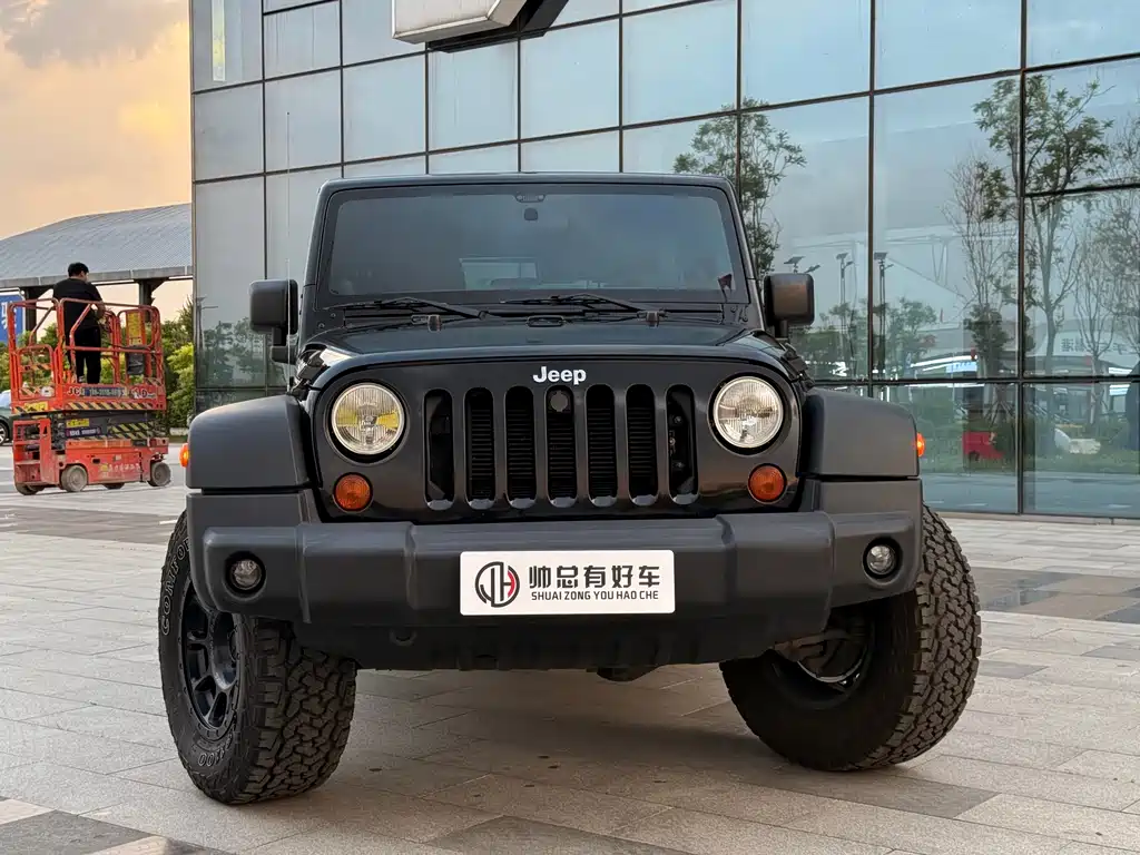 Jeep Wrangler 2012 — фото 3