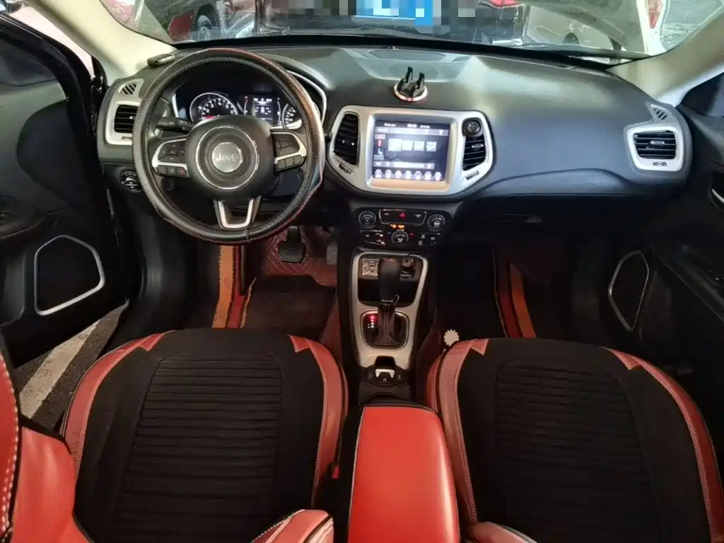 Jeep Compass 2021 — фото 10