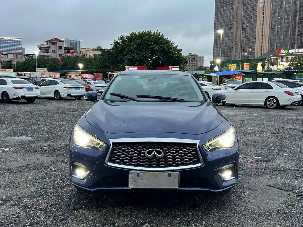 Infiniti Q50L 2018