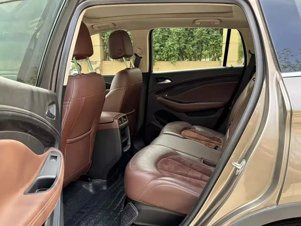 Buick Envision Plus 2017 — фото 11