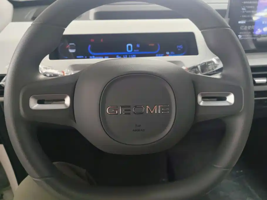 Geely Galaxy Panda 2026 — фото 15