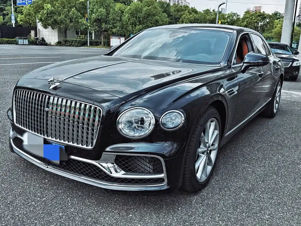 Bentley Flying Spur 2023 — фото 1
