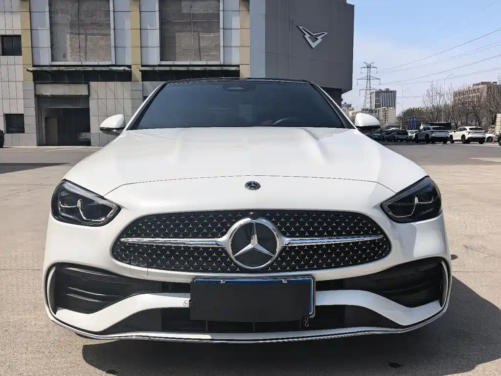 Mercedes-Benz C-Class 2022 — фото 2