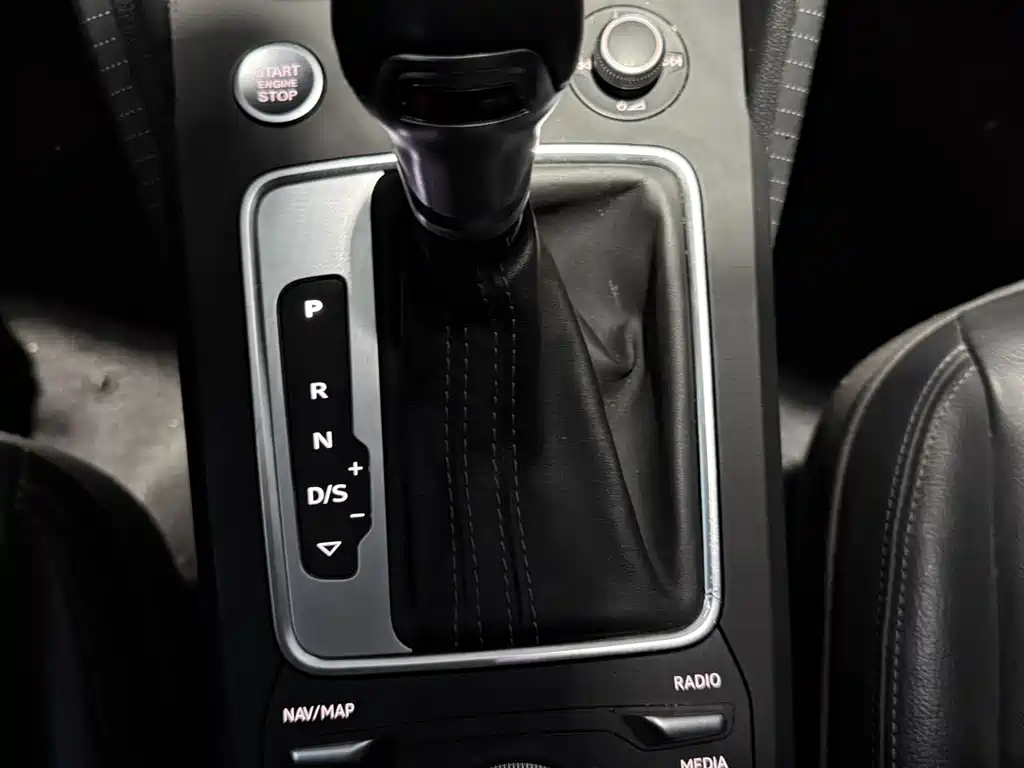 Audi Q2L 2021 — фото 14
