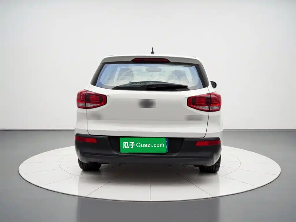Kia KX3 Proud Running 2015