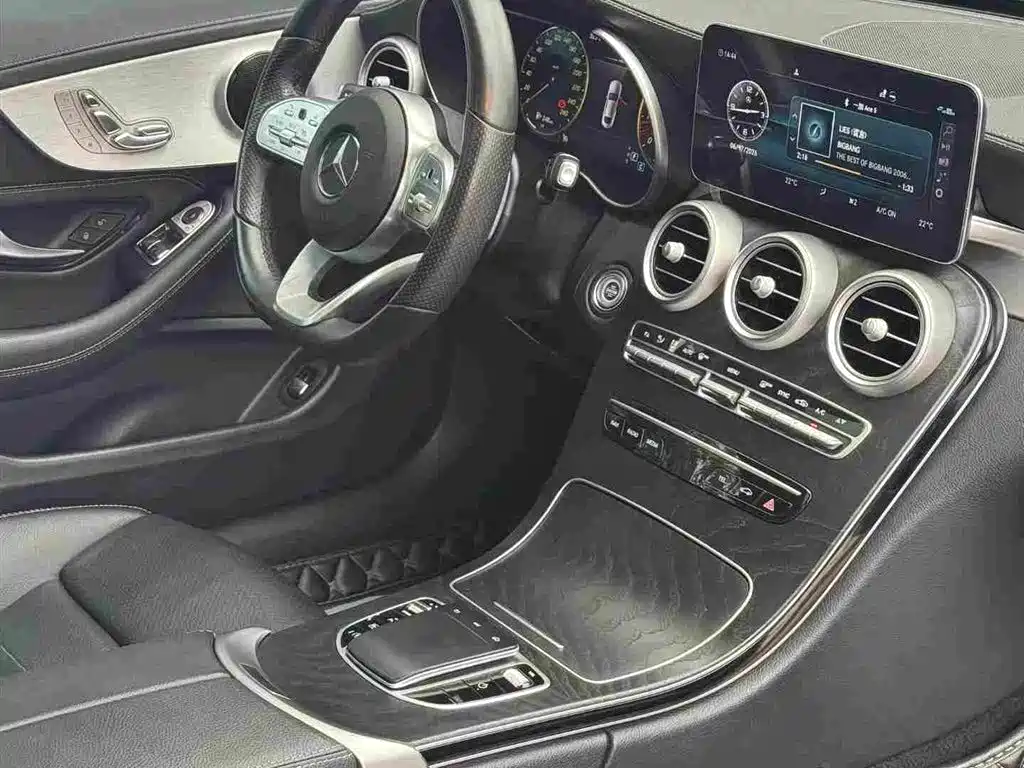 Mercedes-Benz C-Class 2020 — фото 6