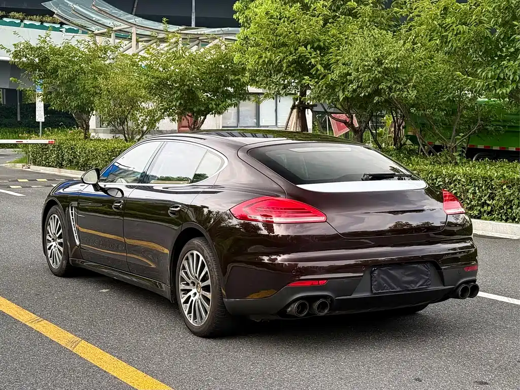 Porsche Panamera 2015 — фото 5