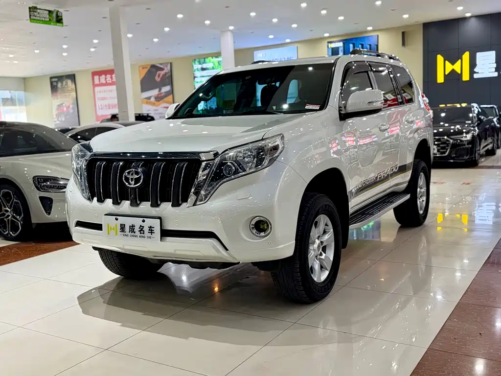 Toyota Prado 2016 — фото 1