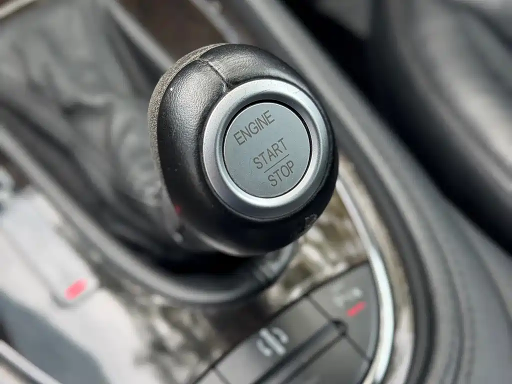 Mercedes-Benz CLS AMG 2010 — фото 18