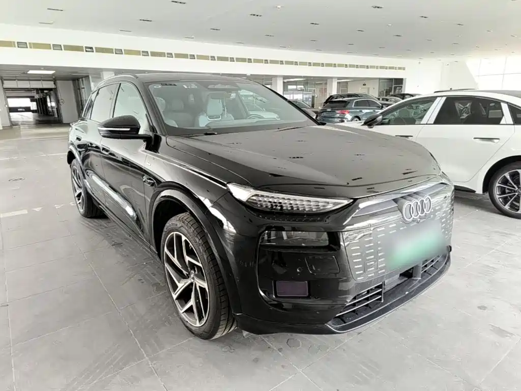 Audi Q6L E-Tron 2025 — фото 4