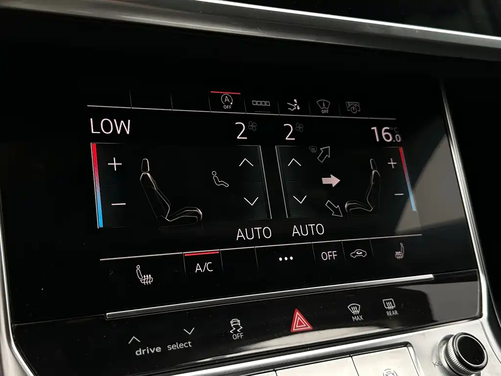 Audi A7 2022 — фото 24
