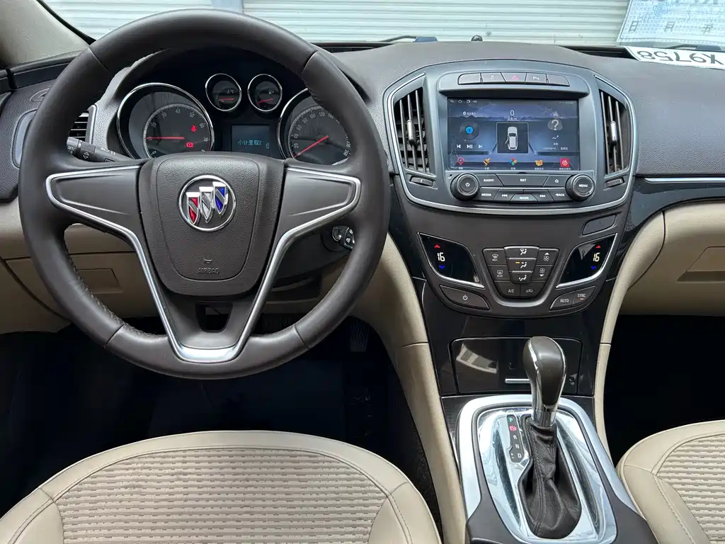 Buick Regal 2015 — фото 8