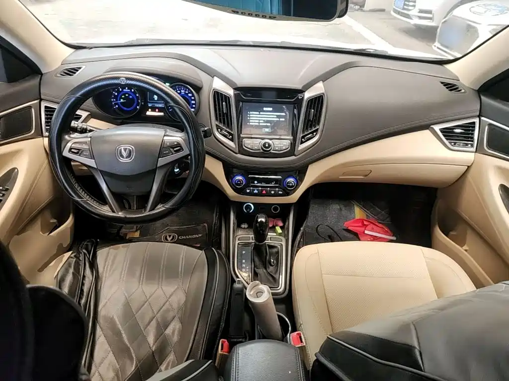 Changan Eado 2016 — фото 10