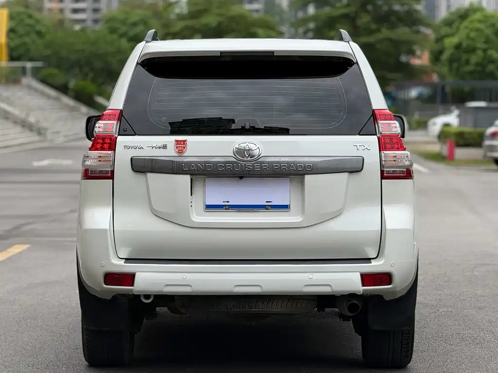 Toyota Prado 2017 — фото 13