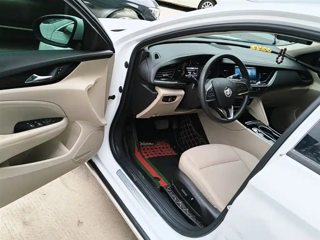 Buick Regal 2022 — фото 16