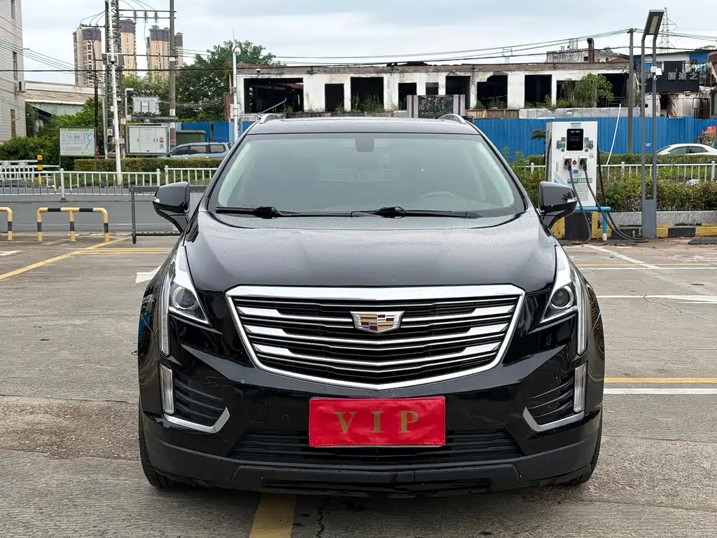 Cadillac XT5 2018 — фото 2