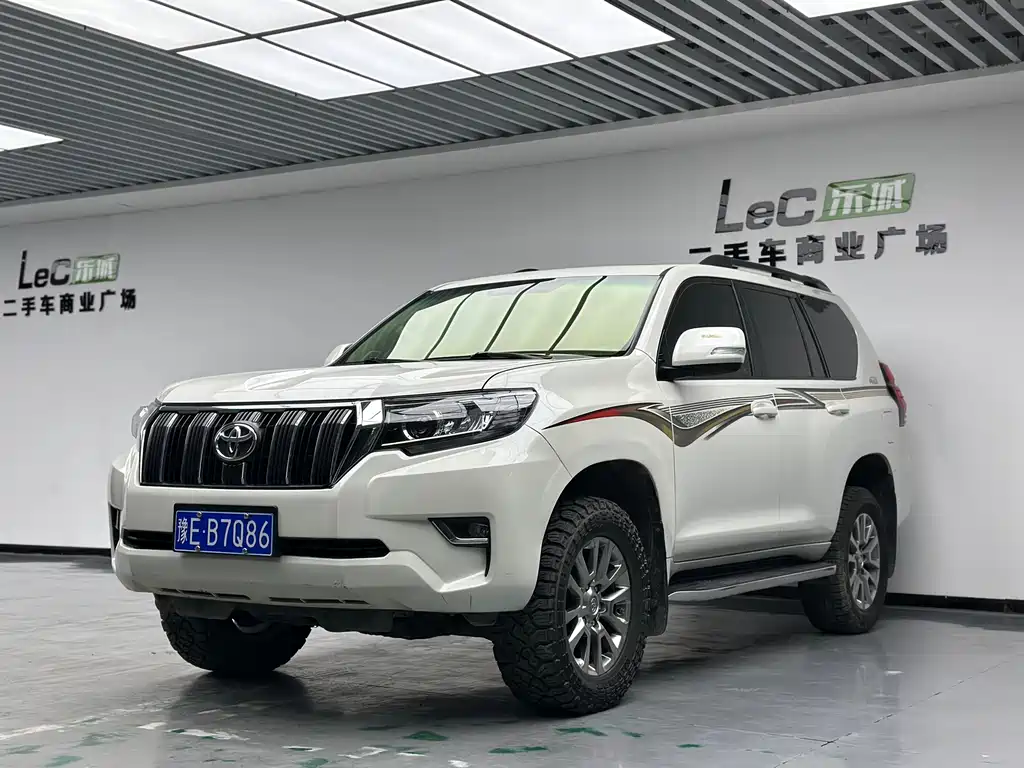 Toyota Prado 2020 — фото 1