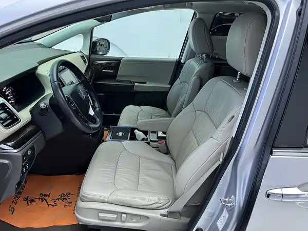 Honda Odyssey 2015