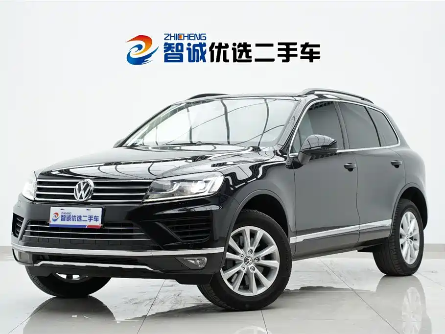 Volkswagen Touareg 2017 — фото 1