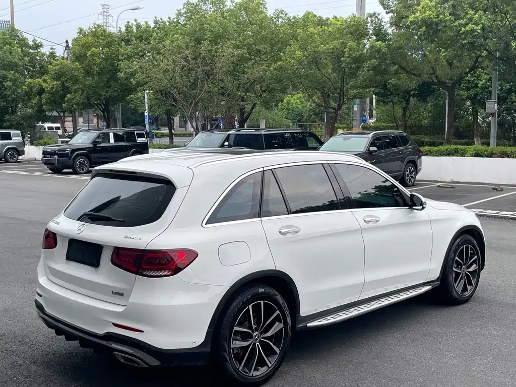 Mercedes-Benz GLC 2022 — фото 20
